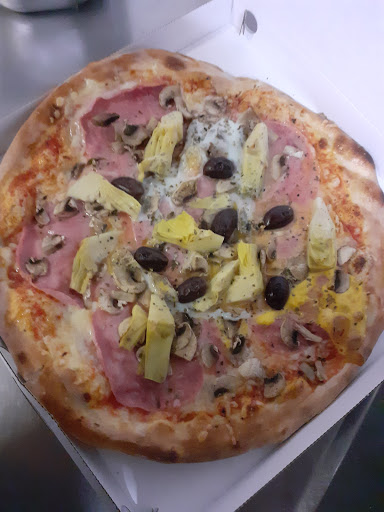 Fredi's Pizza - Kebap - Schnitzelhaus en Oberpullendorf