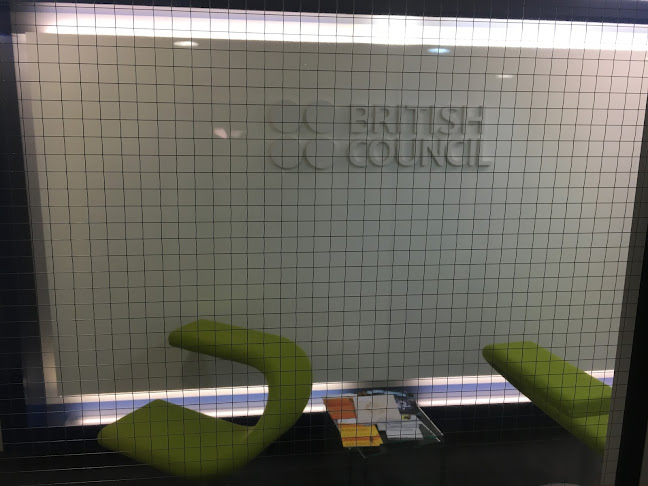 Hozzászólások és értékelések az British Council-ról