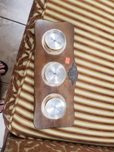 Thrift Store «Goodwill Retail Store & Donation Center», reviews and photos, 1560 Newbury Rd #5, Newbury Park, CA 91320, USA