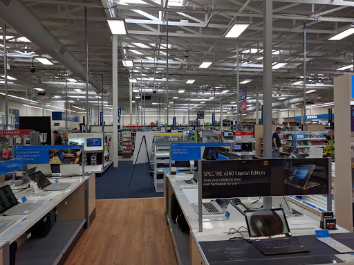 Electronics Store «Best Buy», reviews and photos, 6000 E Lake Sammamish Pkwy SE, Issaquah, WA 98029, USA