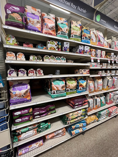 Pet Supply Store «PetSmart», reviews and photos, 1801 Howell Mill Rd NW, Atlanta, GA 30318, USA