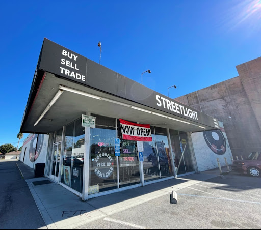 Music Store «Streetlight Records», reviews and photos, 980 S Bascom Ave, San Jose, CA 95128, USA