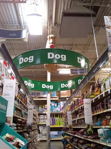 Pet Supply Store «PetSmart», reviews and photos, 860 NE Mall Blvd, Hurst, TX 76053, USA