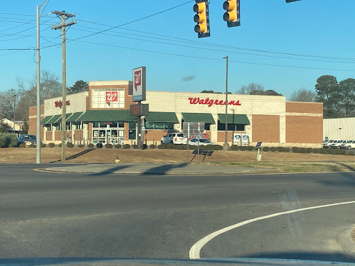 Walgreens, 201 US-31, Hartselle, AL 35640, USA, 