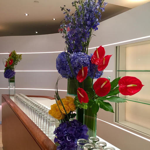 Florist «Ultima Florals», reviews and photos, 81-02 37th Ave, Jackson Heights, NY 11372, USA