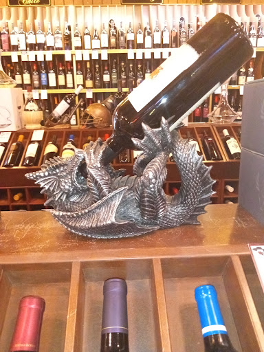 Liquor Store «La Bodega Wines & Spirit», reviews and photos, 3512 Central Ave, Riverside, CA 92506, USA