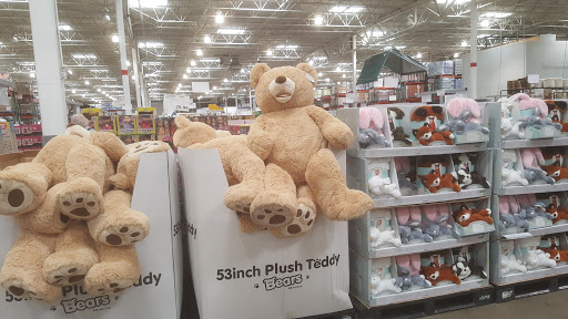 Warehouse store «Costco Wholesale», reviews and photos, 27118 Gratiot Ave, Roseville, MI 48066, USA