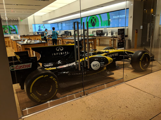 Computer Store «Microsoft Store - The Domain», reviews and photos, 3309 Esperanza Crossing #104, Austin, TX 78758, USA