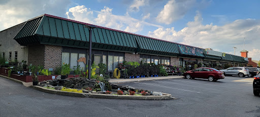 Pickering Valley Feed & Farm Store, 305 Gordon Dr, Exton, PA 19341, USA, 