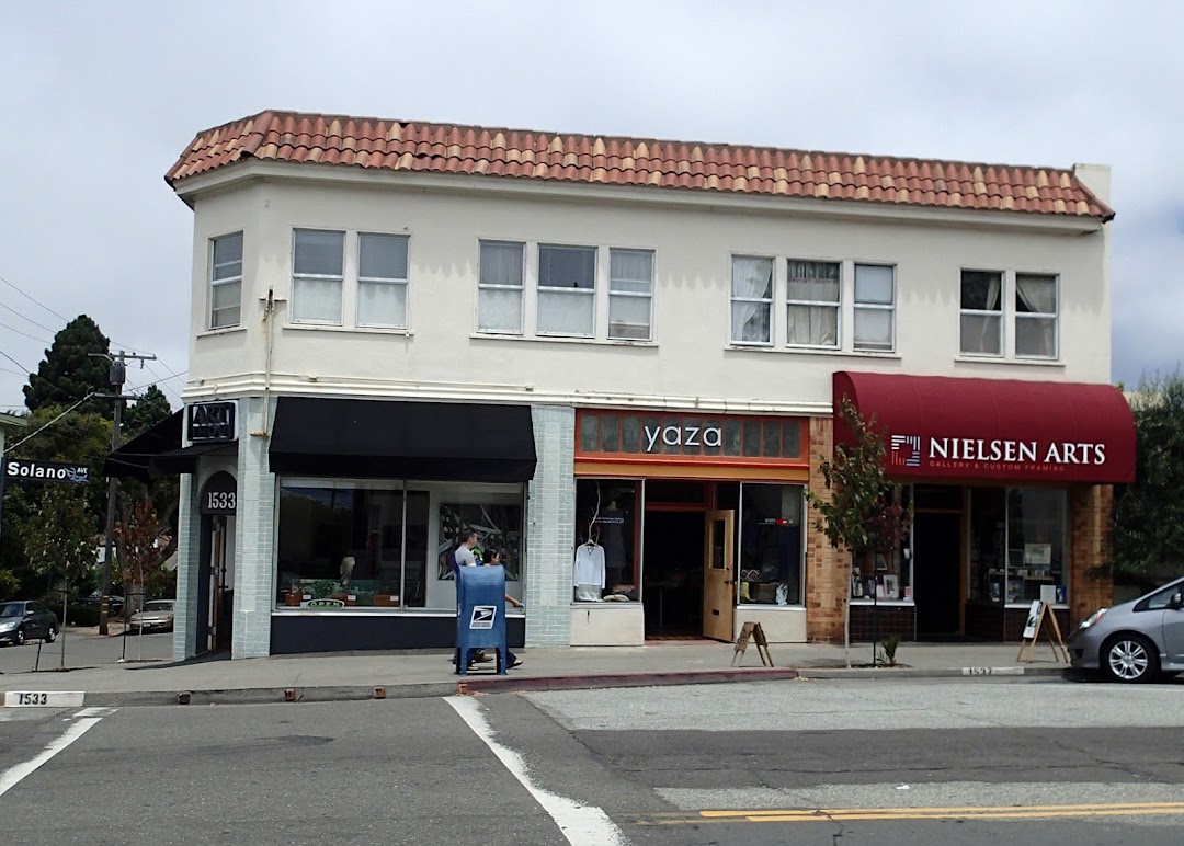 Nielsen Arts Gallery and Custom Framing