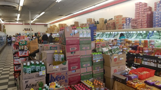 Asian Grocery Store «Sunrise Supermarket», reviews and photos, 8509 Kingston Pike, Knoxville, TN 37919, USA