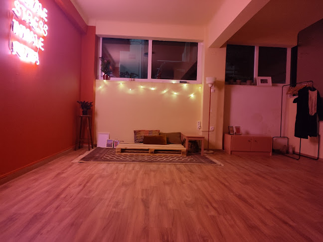 Γη Yoga Loft / Earth Yoga Loft Ανοιχτές ώρες