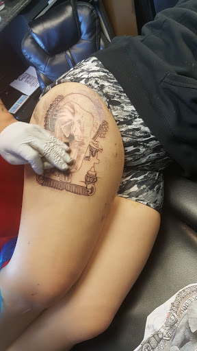 Tattoo Shop «Knucklehead Tattoo Shop», reviews and photos, 5241 W Glendale Ave, Glendale, AZ 85301, USA