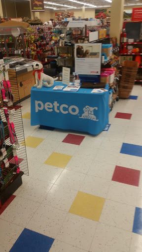 Pet Supply Store «Petco Animal Supplies», reviews and photos, 10383 Reisterstown Rd, Owings Mills, MD 21117, USA