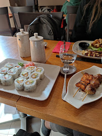 Plats et boissons du Restaurant de sushis Totoo cuisine japonaise à Paris - n°3