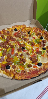 Pepperoni du Pizzas à emporter PIZZA LOLA à Saint-Paul-et-Valmalle - n°6