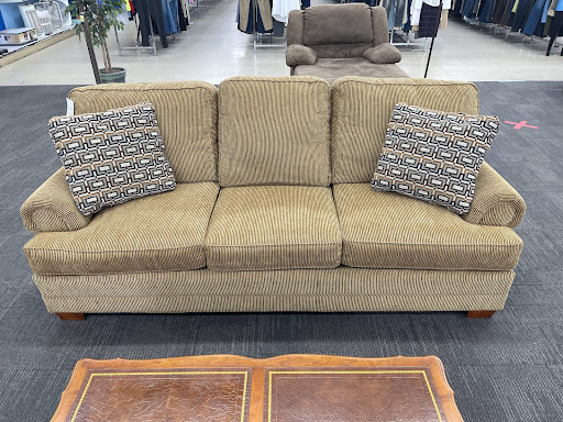 Thrift Store «Grace Centers of Hope Thrift Store», reviews and photos, 5919 Highland Rd, Waterford Twp, MI 48327, USA