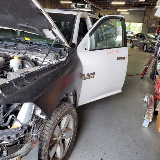 Auto Body Shop «JG Auto Inc», reviews and photos, 6016 Seven Mile E, Detroit, MI 48234, USA
