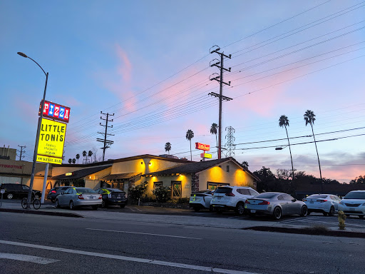 Little Tonis Restaurant image