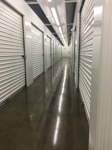 Self-Storage Facility «Extra Space Storage», reviews and photos, 175 W 162nd St, South Holland, IL 60473, USA