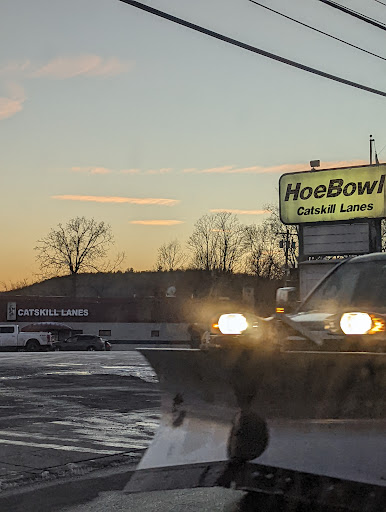 Bowling Alley «Hoebowl Bowling Center», reviews and photos, 305 W Bridge St, Catskill, NY 12414, USA