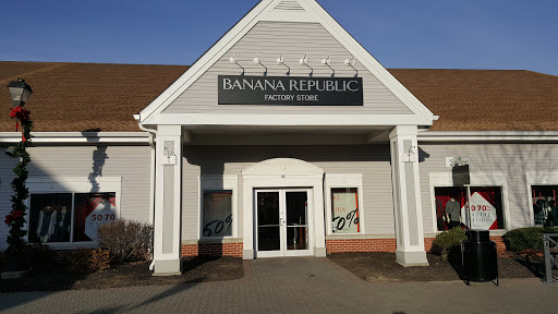 Clothing Store «Banana Republic», reviews and photos, 454 Evergreen Ct, Central Valley, NY 10917, USA