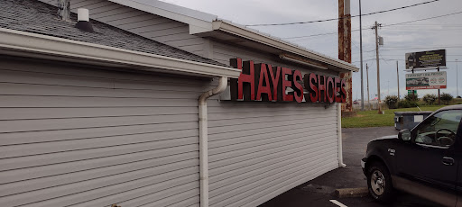 Hayes Shoes, 280 Three Springs Rd, Bowling Green, KY 42104, USA, 