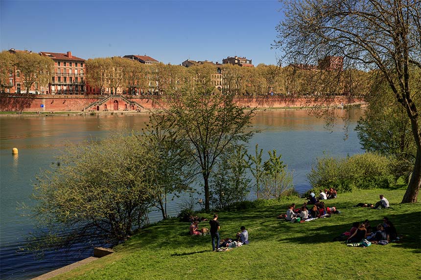 Photo of Plage Toulouse and the settlement