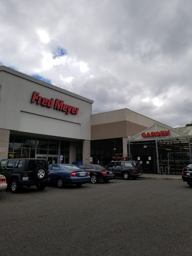 Grocery Store «Fred Meyer», reviews and photos, 365 Renton Center Way SW, Renton, WA 98057, USA