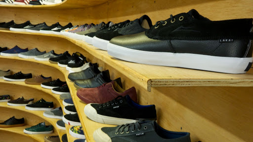 Skate Shop «Plus Skateshop Orlando», reviews and photos, 1646 E Colonial Dr, Orlando, FL 32803, USA