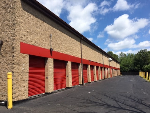 Self-Storage Facility «Simply Self Storage - Glenview», reviews and photos, 747 N Milwaukee Ave, Glenview, IL 60025, USA