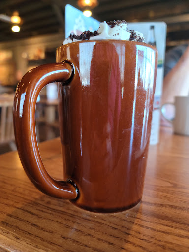 American Restaurant «Cracker Barrel Old Country Store», reviews and photos, 1050 S Hwy Dr, Fenton, MO 63026, USA