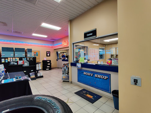 Ford Dealer «Newberg Ford», reviews and photos, 3900 Portland Rd, Newberg, OR 97132, USA