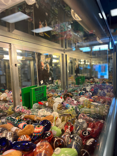 Tobacco Shop «Kind Connection Smoke Shop», reviews and photos, 911 N Lake Havasu Ave, Lake Havasu City, AZ 86403, USA