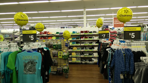 Discount Store «Walmart», reviews and photos, 1360 Town Centre Dr, Eagan, MN 55123, USA