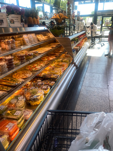 Grocery Store «Fresh Farms», reviews and photos, 20 S Milwaukee Ave, Wheeling, IL 60090, USA