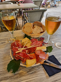Plats et boissons du Restaurant Les Terrasses du Pont-Canal à Moissac - n°12