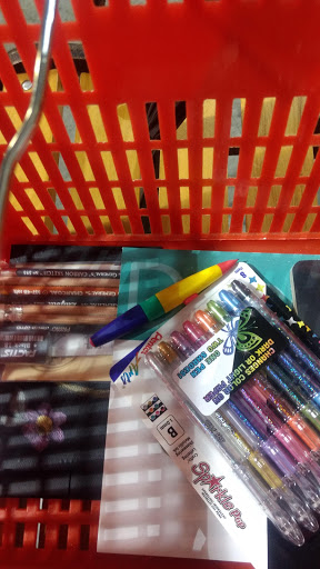Art Supply Store «Binders Art Supplies and Frames - Buckhead», reviews and photos, 3330 Piedmont Rd NE #18, Atlanta, GA 30305, USA