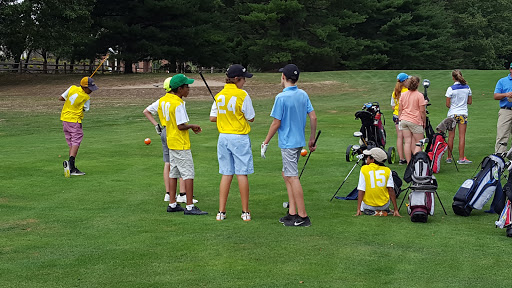 Golf Course «Tunxis Country Club», reviews and photos, 87 Town Farm Rd, Farmington, CT 06032, USA