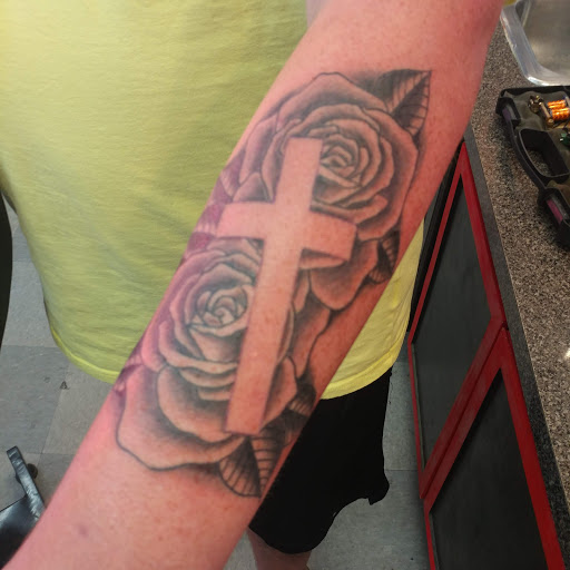 Tattoo Shop «Infinity 13 Studios», reviews and photos, 2531 W Prairie St, Denton, TX 76201, USA