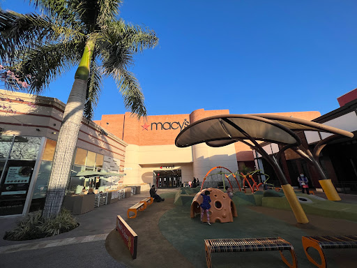 Shopping Mall «Westfield Santa Anita», reviews and photos, 400 S Baldwin Ave, Arcadia, CA 91007, USA