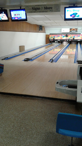Bowling Alley «Adel Family Fun Center», reviews and photos, 1526 Greene St, Adel, IA 50003, USA