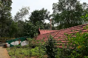 Shivalayam - 4 Thirunanthikarai Sree Nandheeswarar Temple image