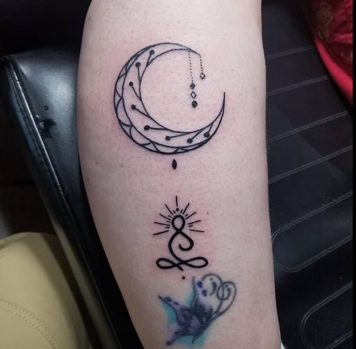 Explore tattoo ideas for nieces and nephews, creative tattoo ideas in Phoenix, available at The Snooty Fox Tattoo and piercing