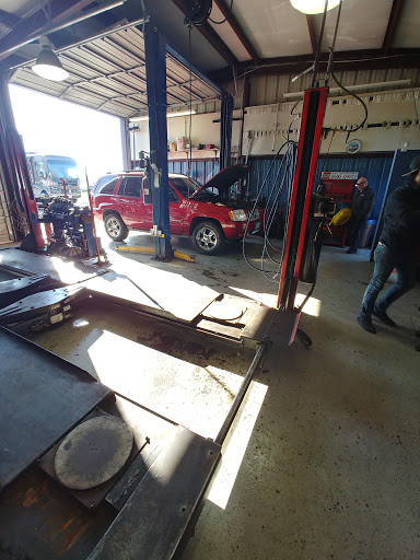 Radiator Repair Service «T & P Automotive Service», reviews and photos, 16535 Railway Rd SE, Yelm, WA 98597, USA