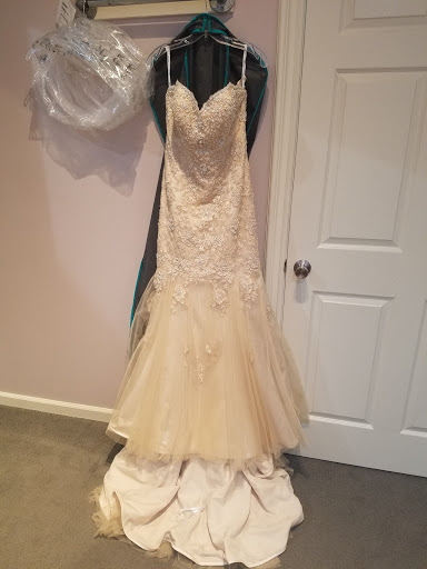 Bridal Shop «Normans Bridal», reviews and photos, 317 South Ave, Springfield, MO 65806, USA