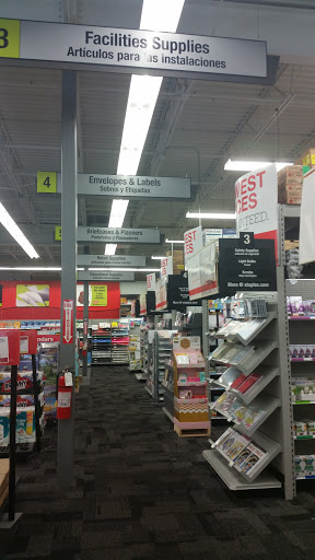 Office Supply Store «Staples», reviews and photos, 7157 Narcoossee Rd, Orlando, FL 32822, USA