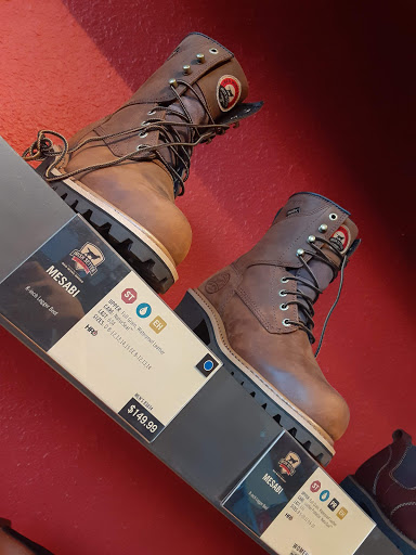 Shoe Store «Red Wing», reviews and photos, 1515 N Cockrell Hill Rd #113, Dallas, TX 75211, USA