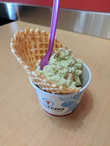 Frozen Yogurt Shop «Sub Zero Ice Cream and Yogurt», reviews and photos, 5612 South 900 East, Murray, UT 84107, USA