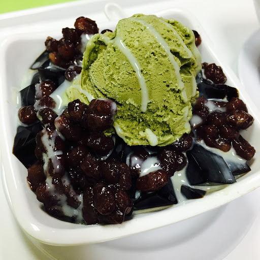 Dessert Shop «Just Desserts», reviews and photos, 7211 18th Ave, Brooklyn, NY 11204, USA